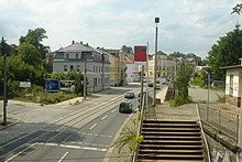 Blick vom Haltepunkt Dresden-Cotta auf die Hamburger Straße