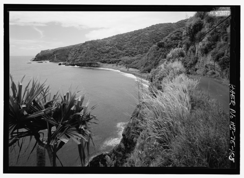 File:Hana Belt Road where it cuts into a bluff three ridges north of Kalepa bridge, marking the official end of the road - Hana Belt Road, Between Haiku and Kaipahulu, Hana, Maui County, HI HAER HI-75-155.tif