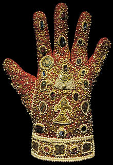 Glove from the Imperial Regalia of the Holy Roman Emperors in Vienna, including enamelled plaques. Palermo, c. 1220 Handschuh Palermo.jpg