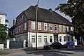 Deutsch: Ehemaliges Gasthaus Harburger Schloßstraße 45 in Hamburg-Harburg. This is a photograph of an architectural monument. It is on the list of cultural monuments of Hamburg, no. 29843.