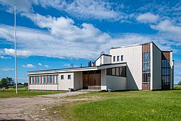 Hautajärvi kyrka