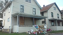 363 Covert Court in Ashland, OH, where Grate was arrested, a public memorial is in front of the house. The house has since been demolished. House at 363 Covert Court, Ashland, OH.jpg