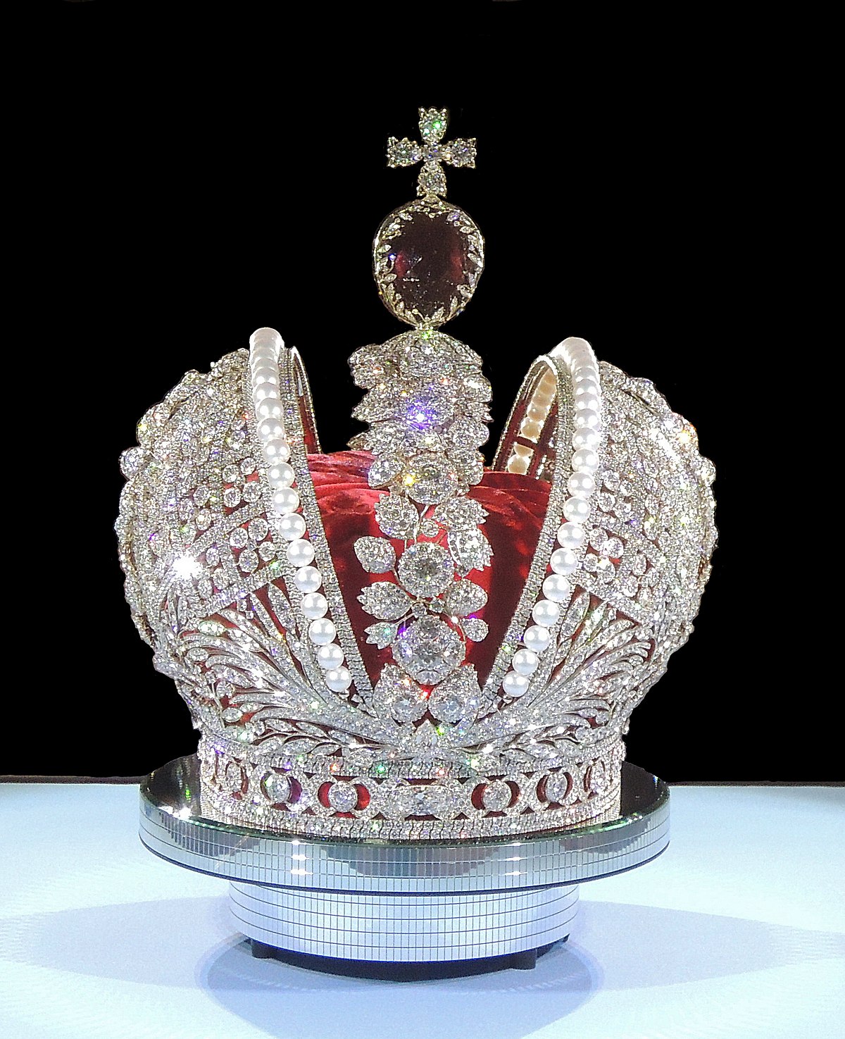 Download List of royal crowns - Wikipedia
