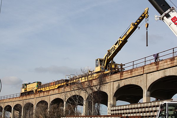 Construction work at Beach 60th Street