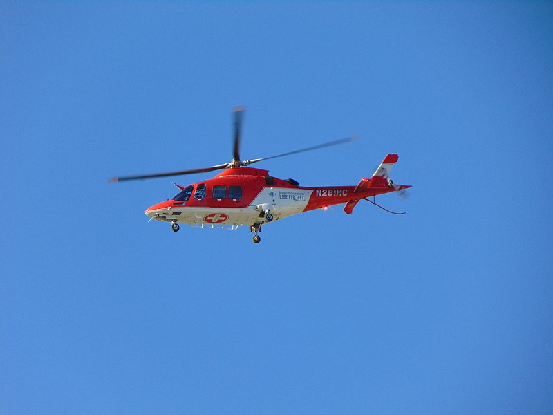 File:Intermountain LIfe Flight helicopter in flight, Nov 11.jpg