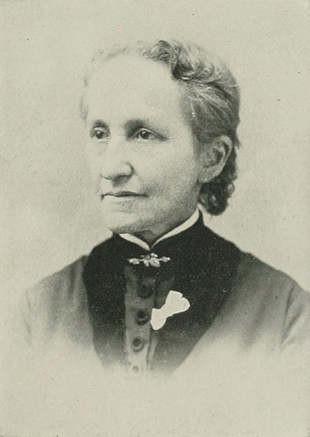 JULIA COLMAN.jpg