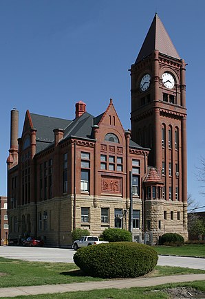 Das Jefferson County Courthouse in Fairfield, gelistet im NRHP Nr. 81000250[1]