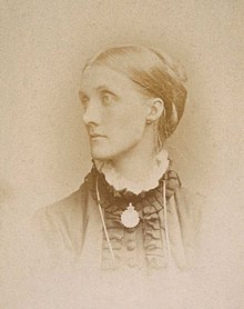 Fotografi potret Julia di tahun 1880-an