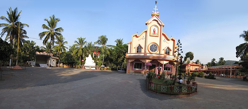 File:Karunapuram St. Judes Church, Chanokkundu(Panorama).jpg