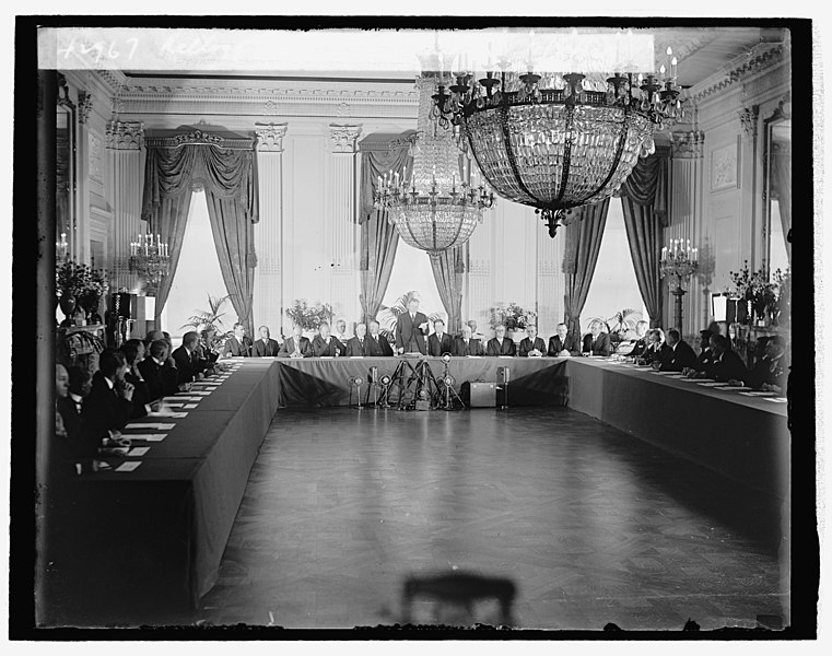 Файл:Kellogg Pact ratification, 7-24-29 LCCN2016844015.jpg