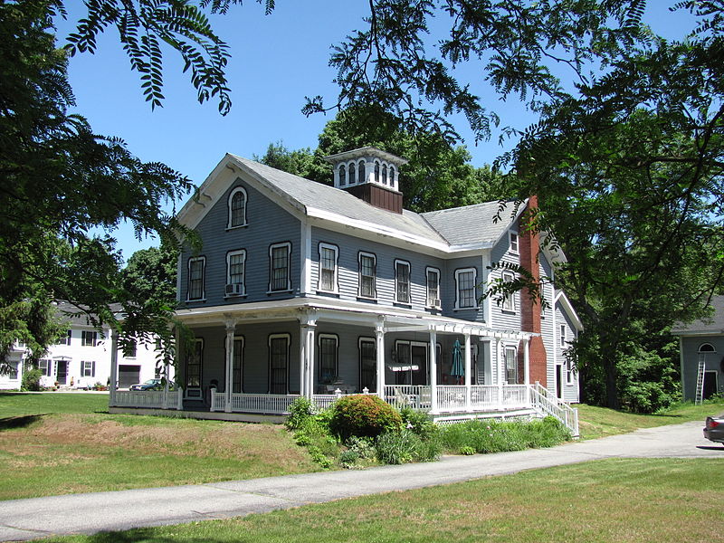 File:Kemp Place, Reading MA.jpg