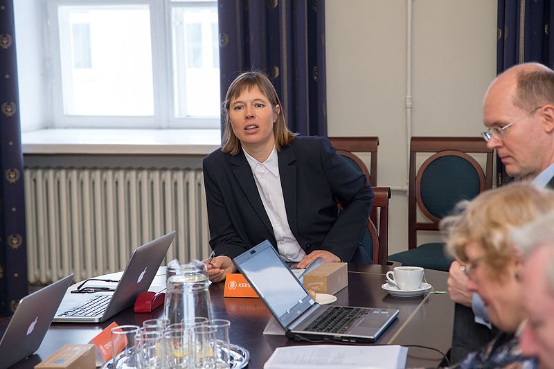 File:Kersti Kaljulaid, TÜ nõukogu istung 2016-02-22.jpg