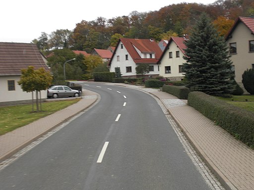 Kirchohmfeld Heinrich-Werner-Straße L1012 - panoramio