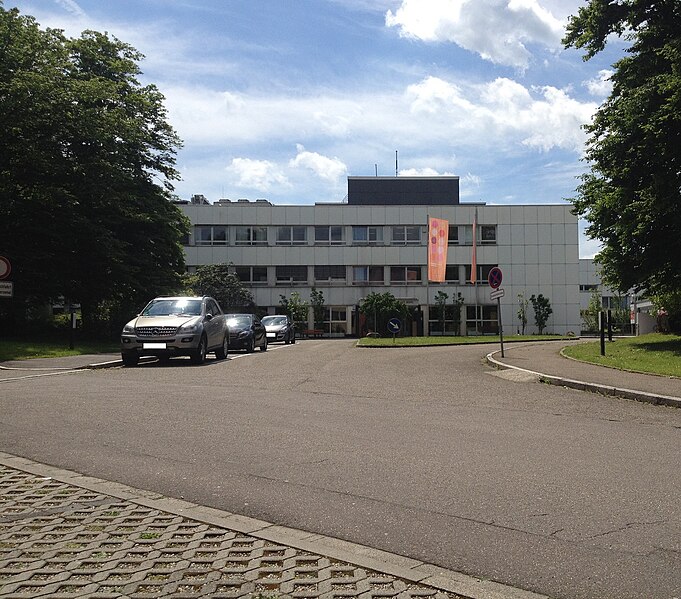 File:Klinikum Mittelbaden Bühl.JPG