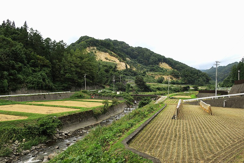 File:Kusu River (Togakushi-Toyooka, Nagano).jpg