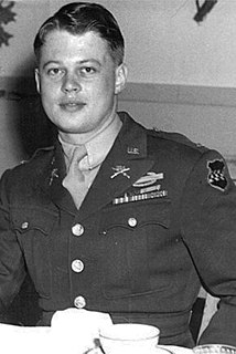 Lyle Bouck American lieutenant