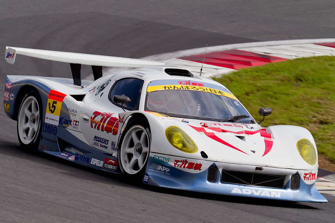 File:Mach GoGoGo Shaken RD320R 2011 Super GT Fuji 250km.jpg