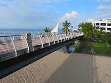 Malecon Promenade (16900575115).jpg