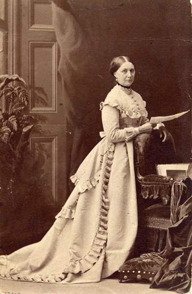 Marie-Louise-Flore Chauveau in later life