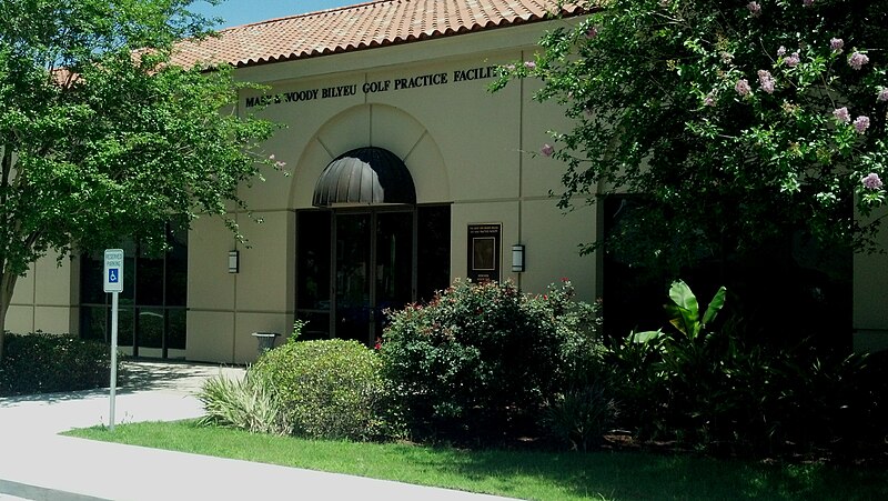 File:Mary and Woody Bilyeu Golf Practice Facility (Baton Rouge, LA).jpg