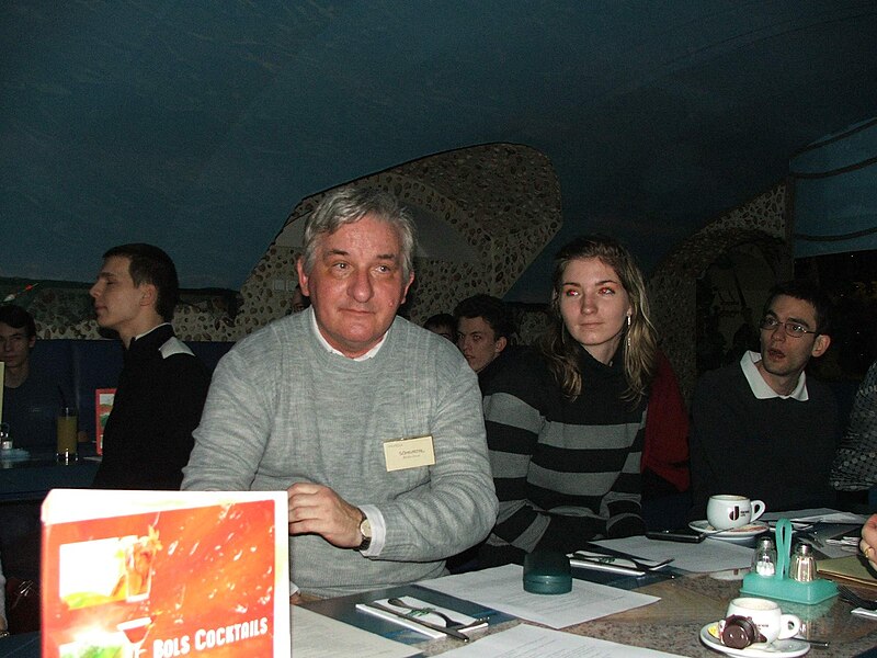 File:Meetup Budapest 01.03.08 no02.jpg