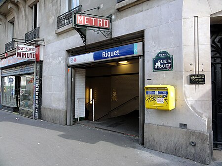 Metro de Paris - Ligne 7 - Riquet 03.jpg