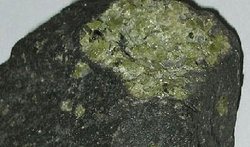 Mineraly.sk - olivin.jpg