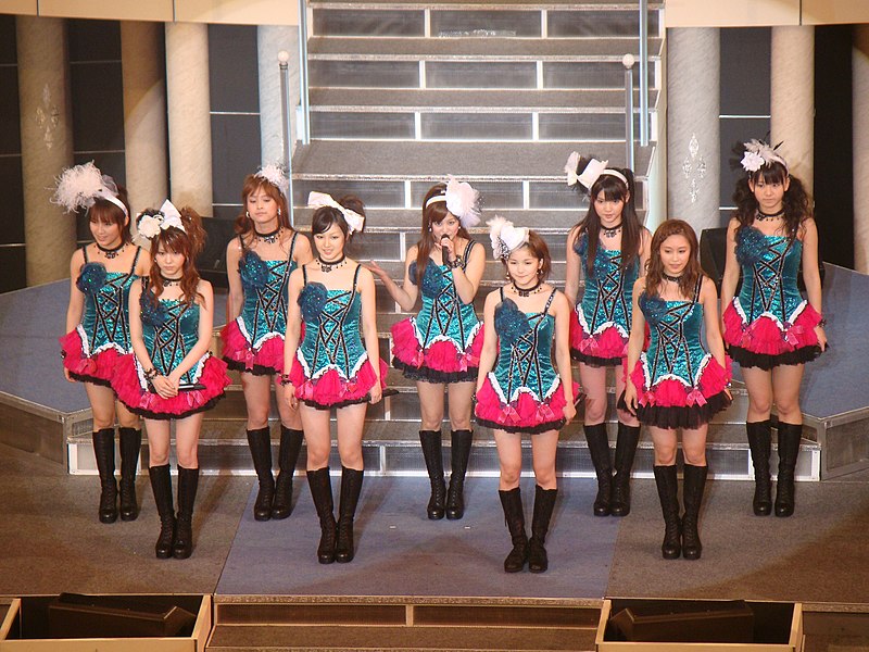 File:Morning Musume - Platinum 9 Tour Spring 2009.jpg