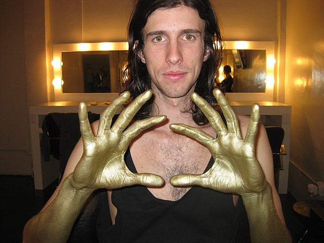 3OH!3's hand gesture logo that resulted in litigation from professional wrestler Diamond Dallas Page
