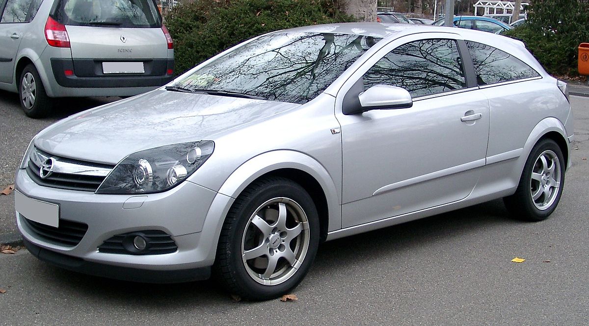 File:Opel Astra H GTC front 20080226.jpg - Wikipedia