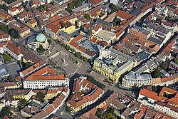 Pécs belvárosa légi felvételen