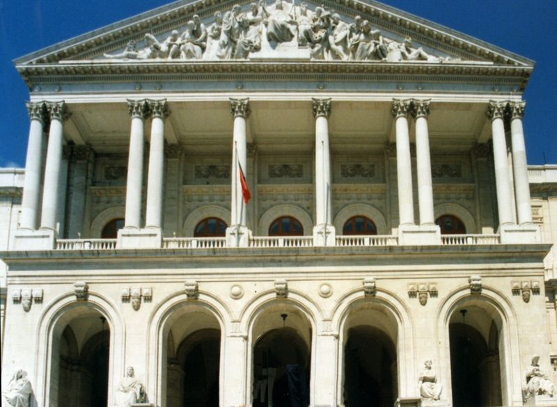 File:Palácio de São Bento.jpg