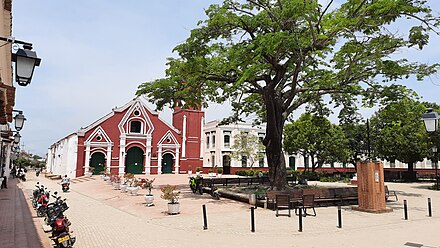 Parque San Francisco with the Iglesia San Francisco