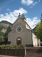 Parish Church of the Sacred Heart of Jesus in Branzoll 3.jpg