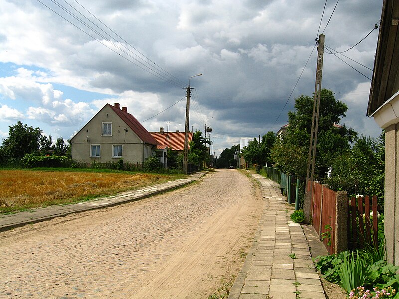 Plik:Podlaskie - Knyszyn - Czechowizna - droga.JPG