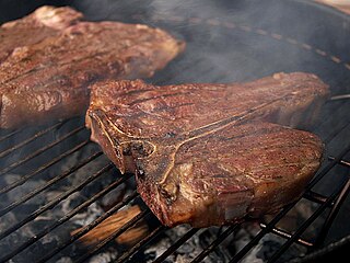 Das Porterhouse-Steak wird, wi