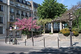 Promenade of the Allée du Séminaire makalesinin açıklayıcı görüntüsü - Jean-Jacques-Olier