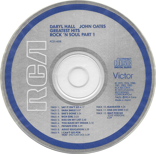 File:RCA Victor CD label, 1983.jpg