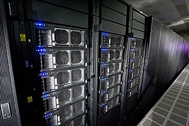 Roadrunner-Supercomputer HiRes.jpg