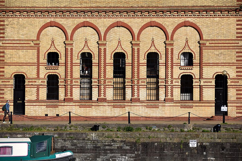 File:Robinsons Warehouse Bristol Byzantine.jpg