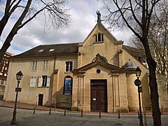 Façade de l'église Saint-Romain.