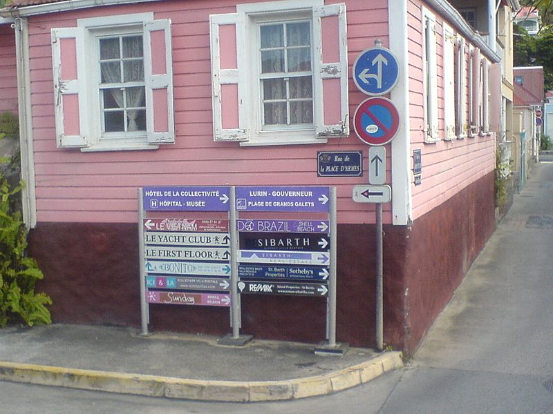 File:Saint-Barthélemy — Gustavia — road signs.JPG