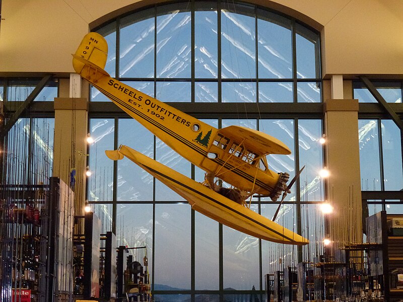 File:Scheels Airplane.jpg