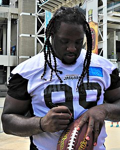 Sen'derrick Marks 2014 camp d'entraînement Jaguars __gVirt_NP_NN_NNPS<__ cropped.jpg