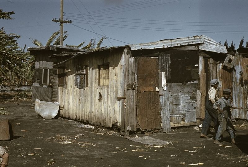 File:Shacks of Negro migratory workers 1a34401v.jpg