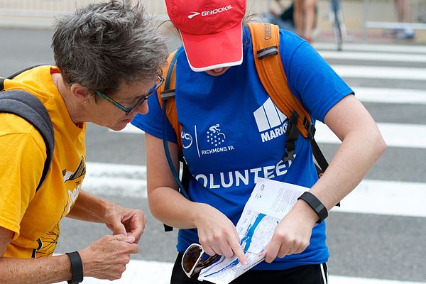 Volunteer helping during the event