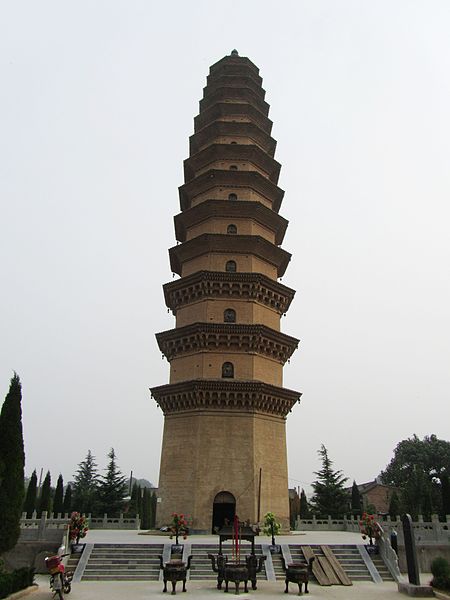 File:Shousheng Temple in Ruicheng 02 2011-07.JPG