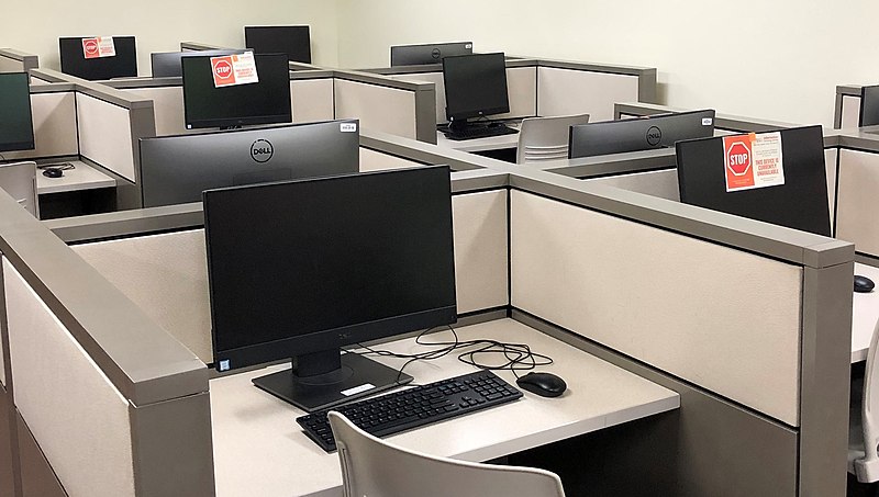 File:Social Distancing in a Computer Lab.jpg