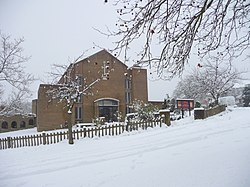 St Thomas's Church, Prince George Avenue, London N14 - geograph.org.uk - 2797444.jpg