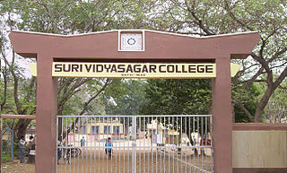 <span class="mw-page-title-main">Suri Vidyasagar College</span>